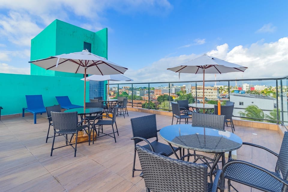 Apartment | Outdoor dining