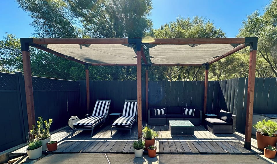 Poolside seating