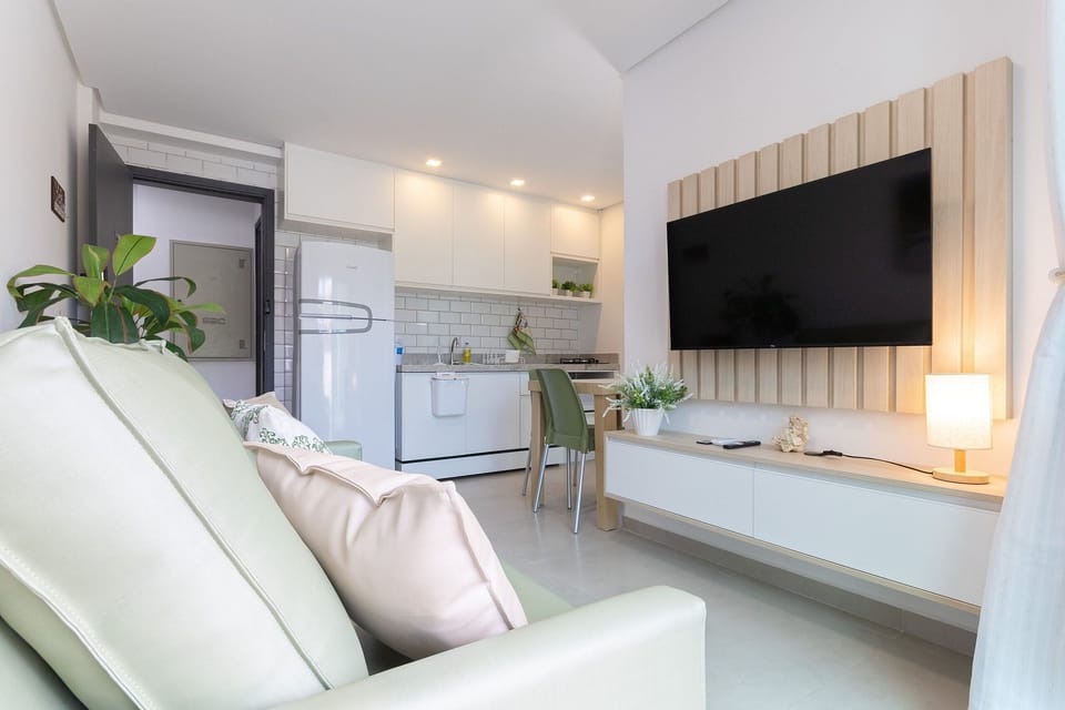 Basic Apartment | Living area | TV