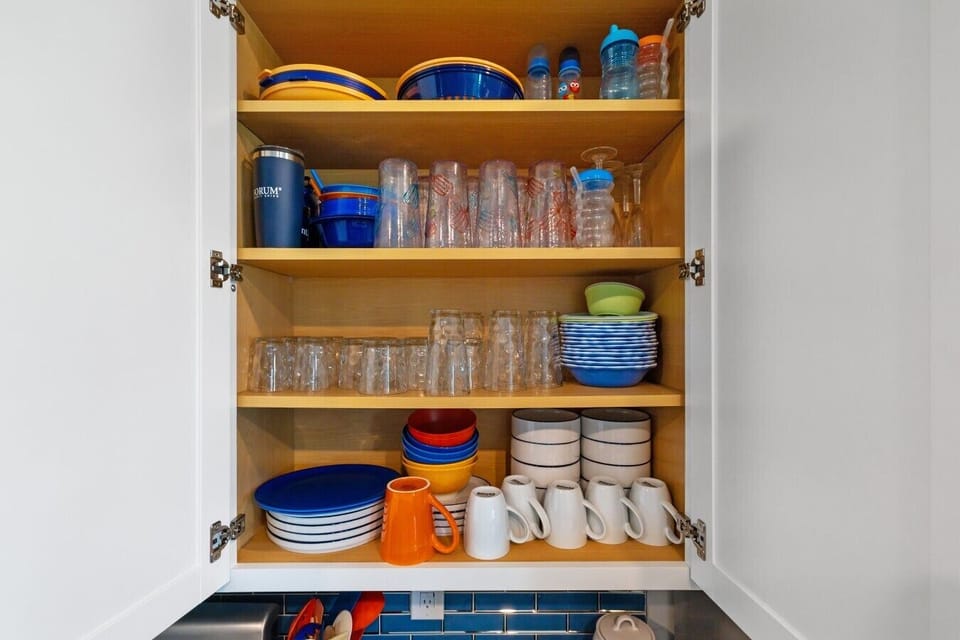 Kitchen Cabinet | Full Dishware Set | Mugs, Glasses & Bowls Included