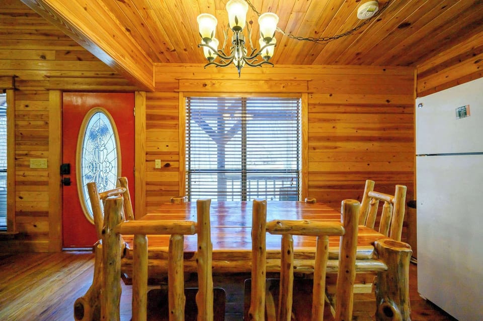 Gather around for meals, memories, and laughter