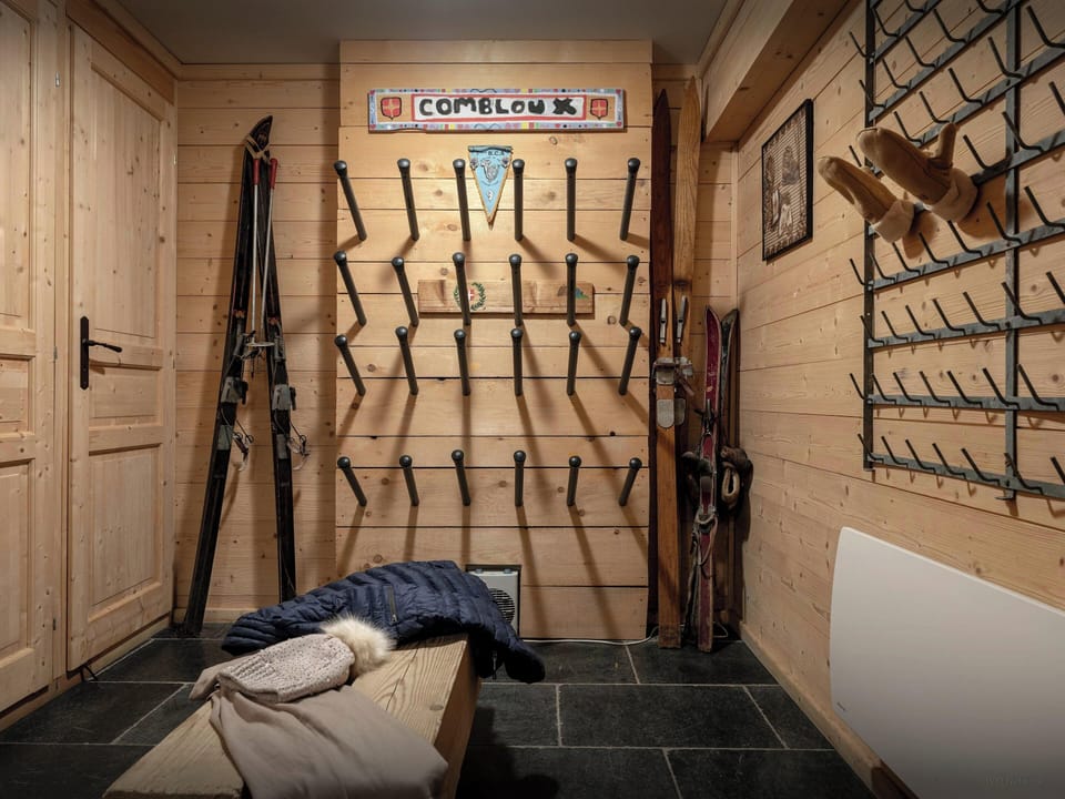 Ski storeroom