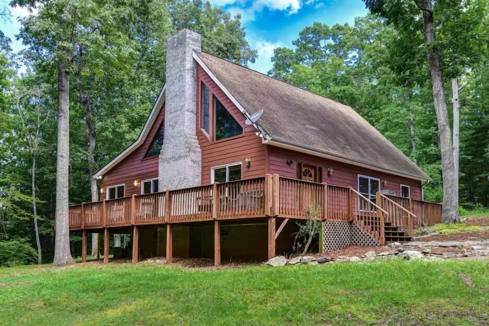 Secluded Country Retreat!