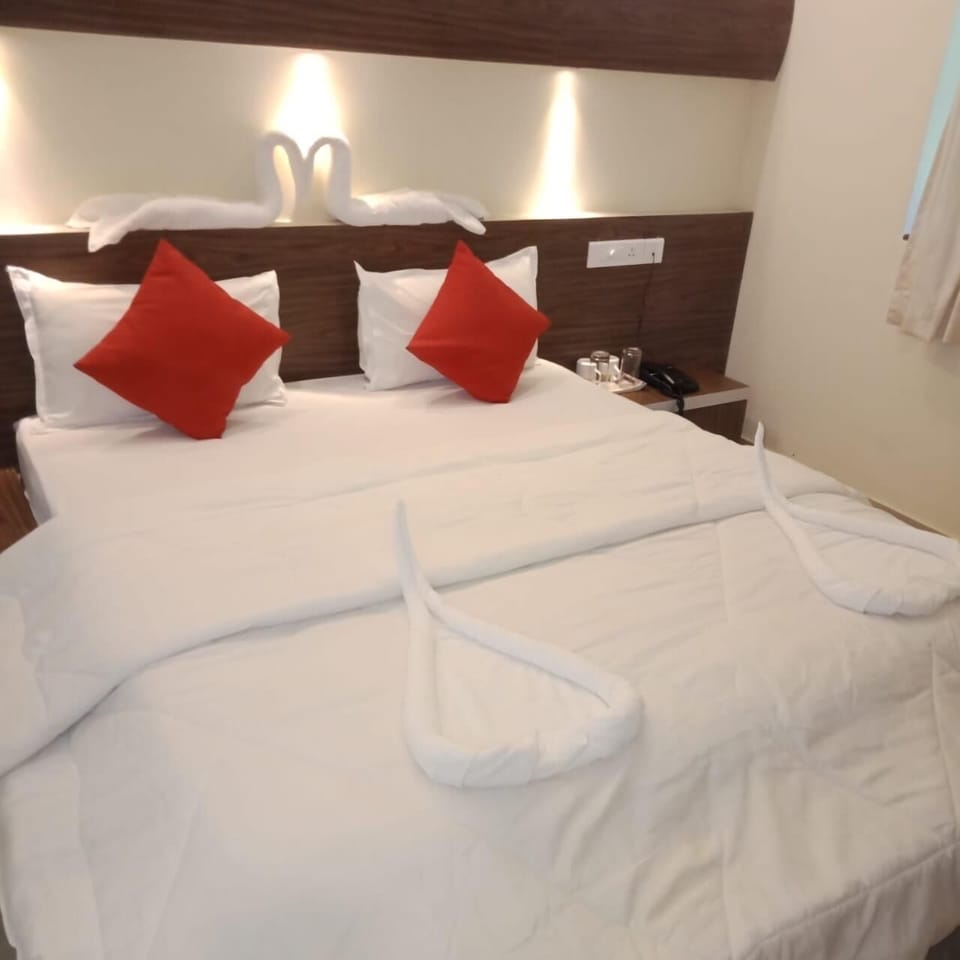 Deluxe Double Room | Free WiFi
