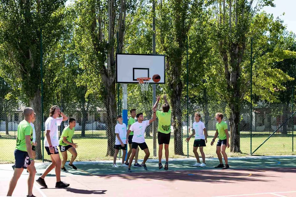 Sport court