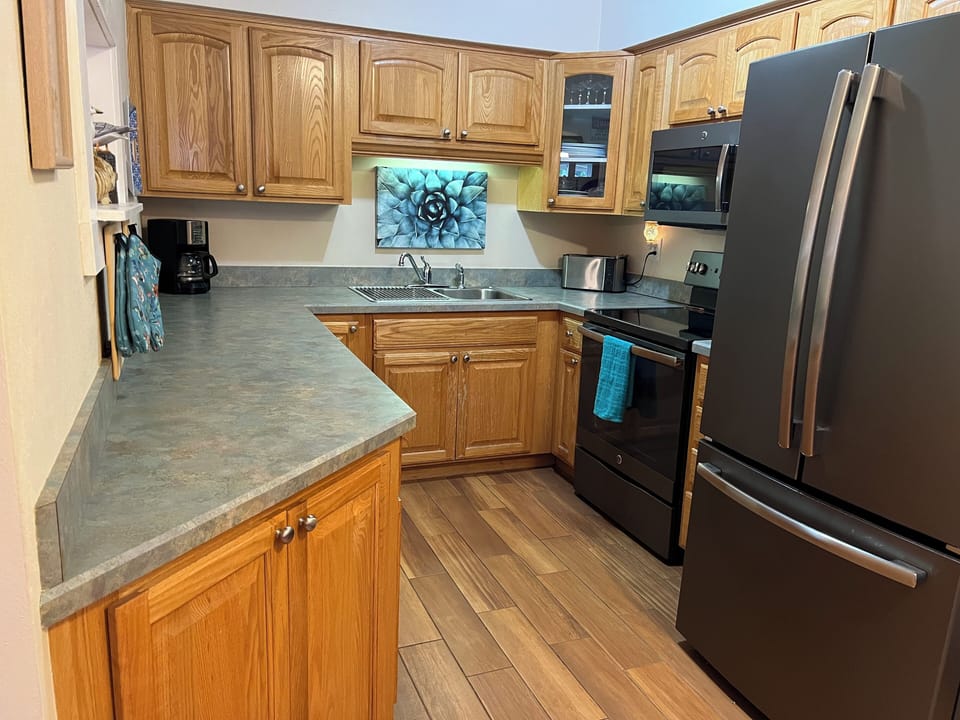 Well equipped kitchen