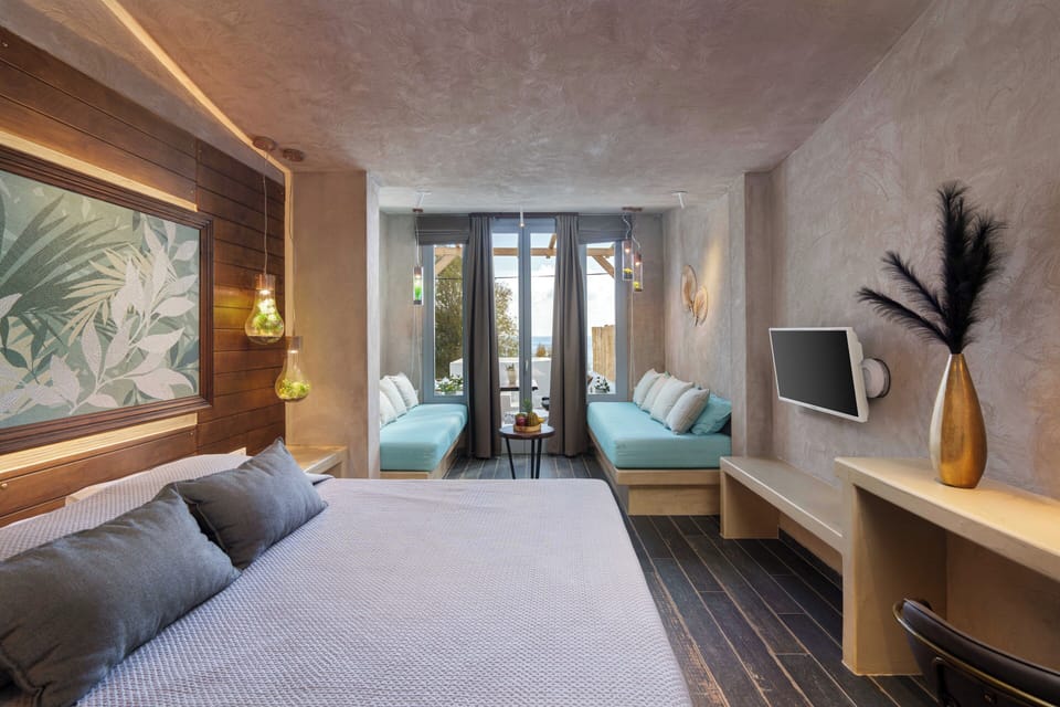Deluxe Room, Jetted Tub, Sea View | In-room safe, iron/ironing board, free WiFi, bed sheets