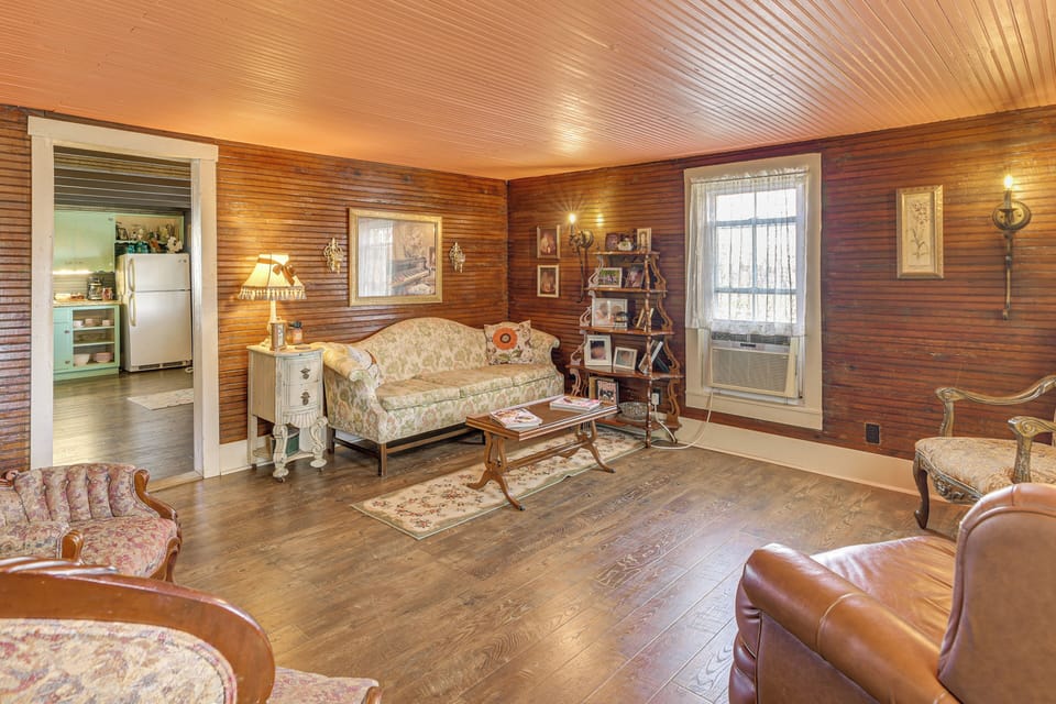Living Room | Main Level
