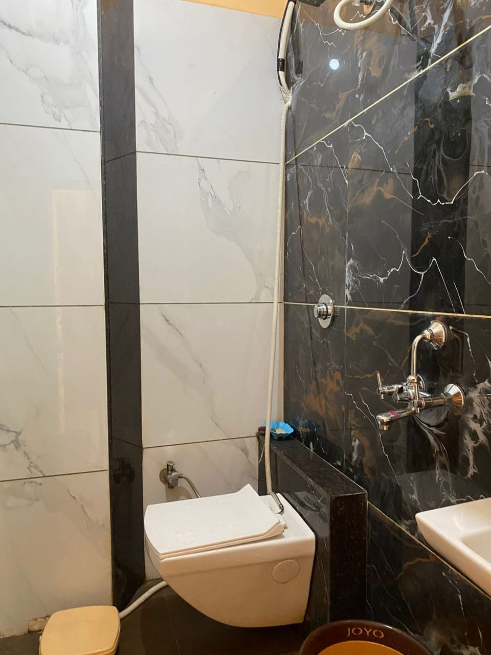 Double or Twin Room | Bathroom