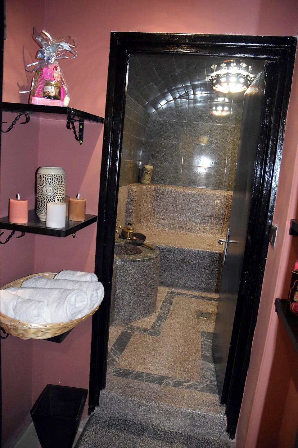 Steam room 