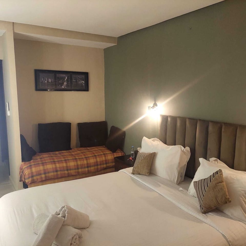 Deluxe Double Room | Select Comfort beds, soundproofing, free WiFi