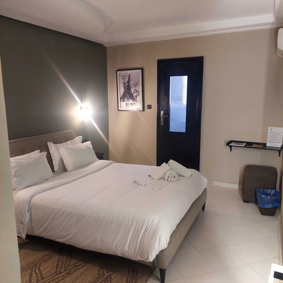 Comfort Double Room | Select Comfort beds, soundproofing, free WiFi