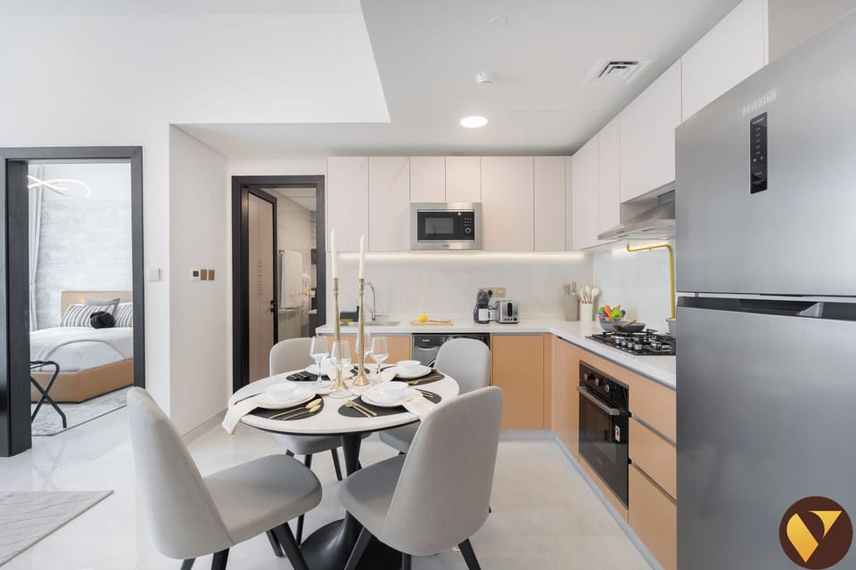 Standard Apartment, 1 King Bed with Sofa bed, Balcony, City View | Private kitchen | Electric kettle, toaster, highchair, freezer