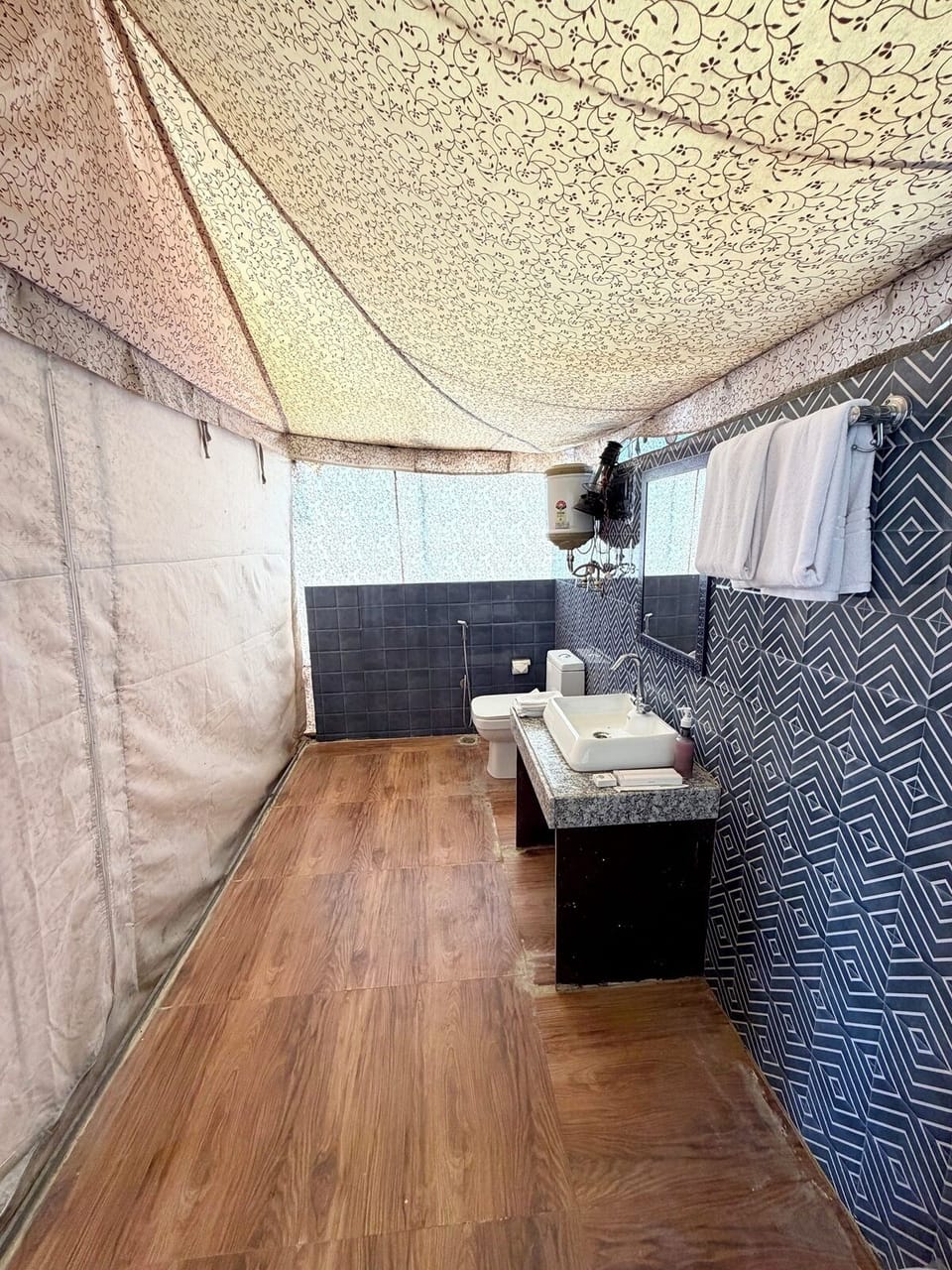 Tent | Bathroom