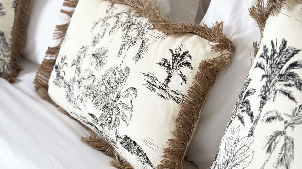 Classic Double Room, 1 Bedroom, City View | Interior detail