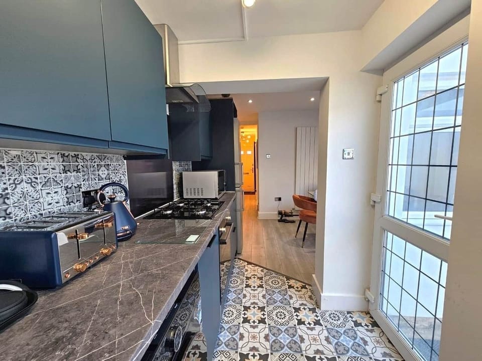 Kitchen 3