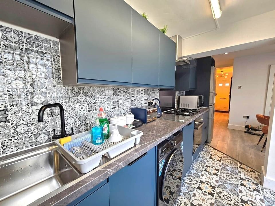 Kitchen 2