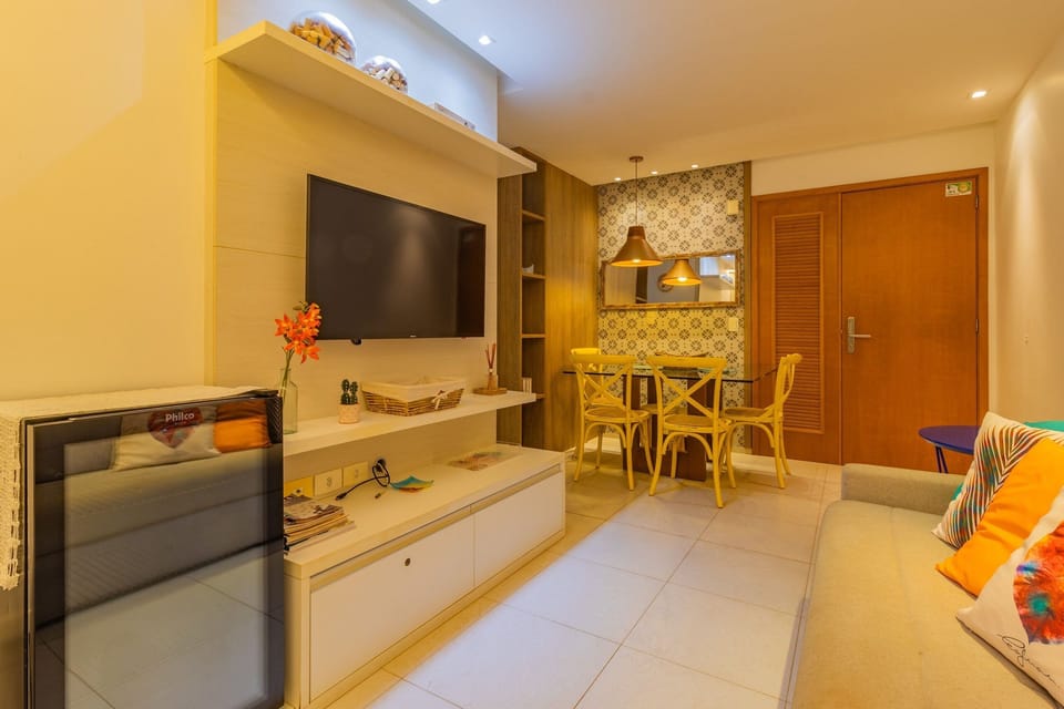 Basic Apartment | Living area | TV