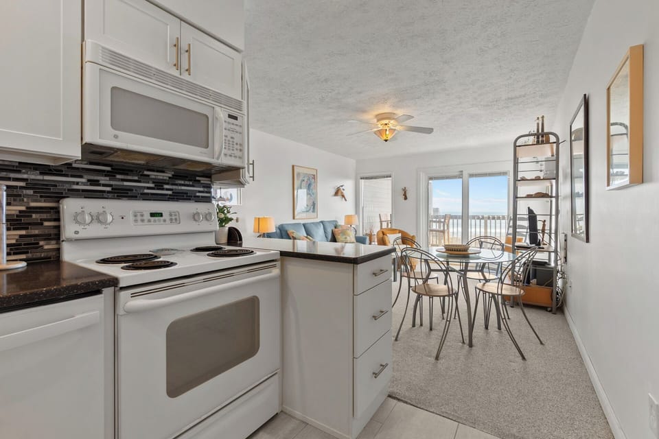 Full Equipped Kitchen