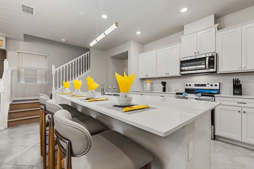 House | 5 bedrooms, Internet