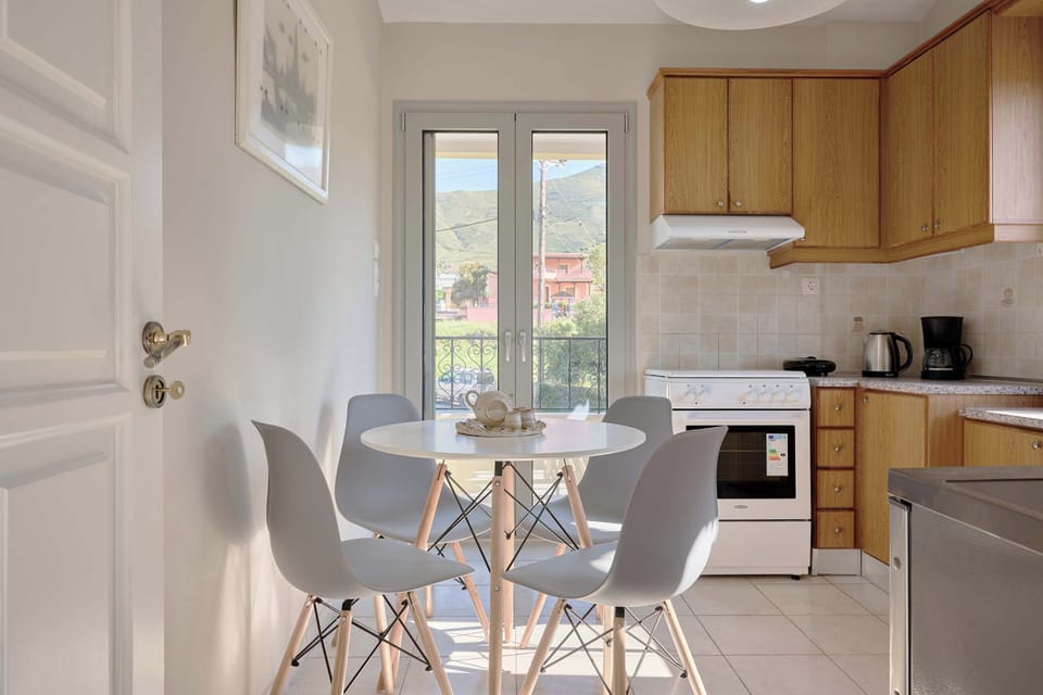 Dining area, perfect for relaxed meals together