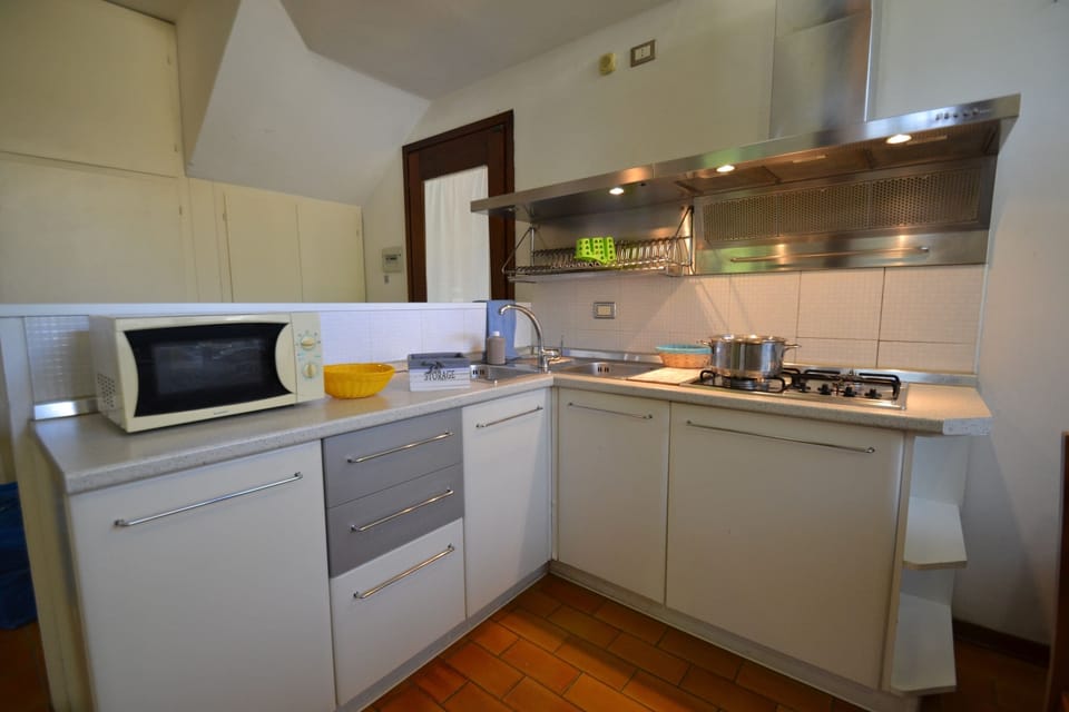 Villa, 3 Bedrooms, Patio, Garden View | Interior