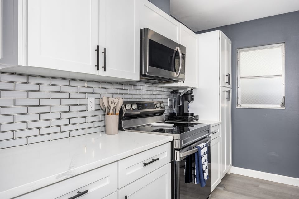 House, 3 Bedrooms | Private kitchen | Coffee/tea maker, fridge, oven, toaster
