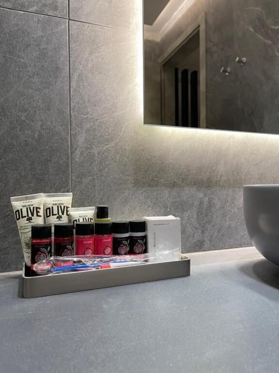 Deluxe Suite, Balcony, Sea View | Bathroom amenities | Slippers
