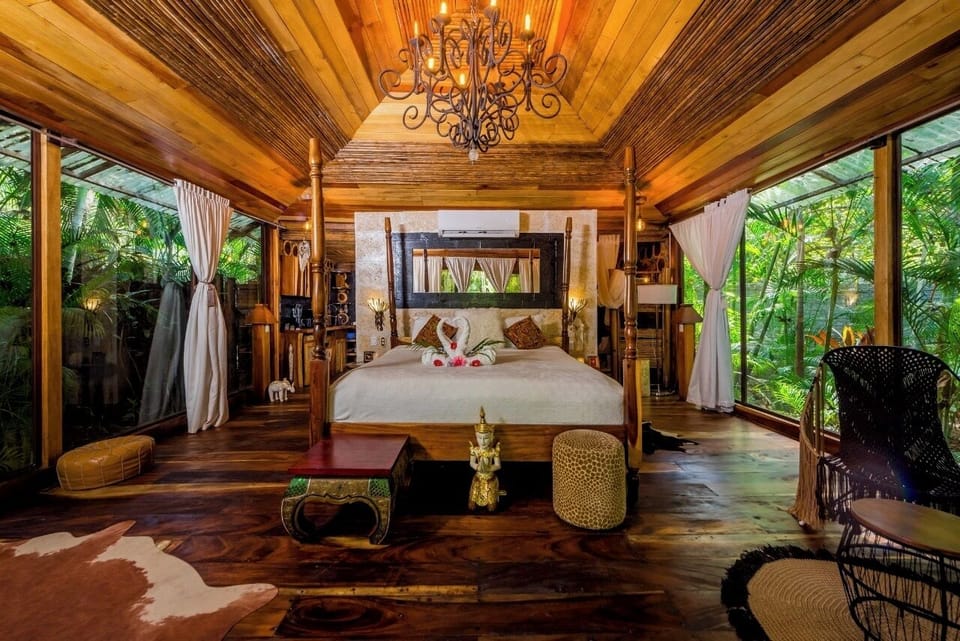 Bungalow, 1 Bedroom, Garden View | Premium bedding, pillowtop beds, in-room safe, individually decorated