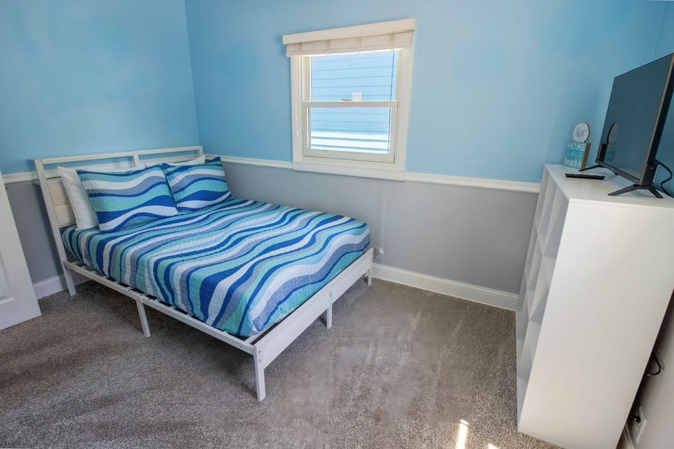 Main Level | Bedroom 2 | Full