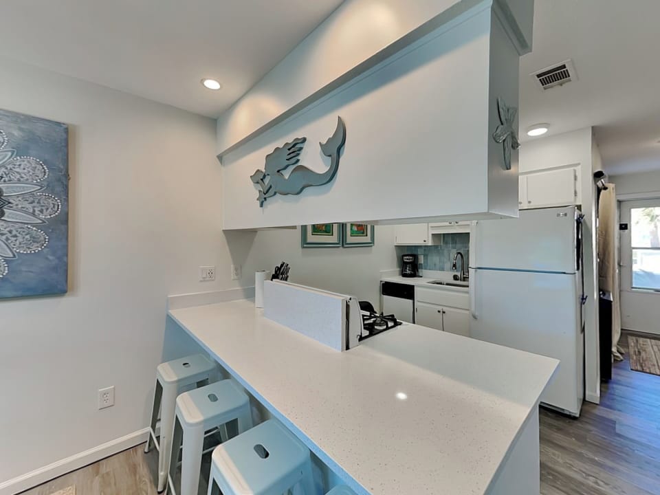 Breakfast Bar - Seating