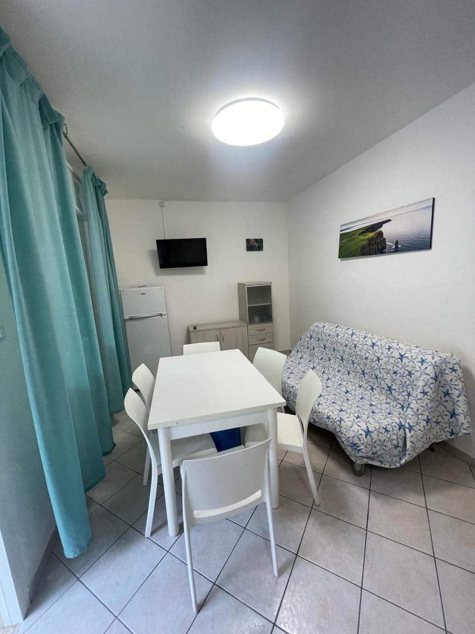 Apartment, 2 Bedrooms, Balcony, Garden View | Interior