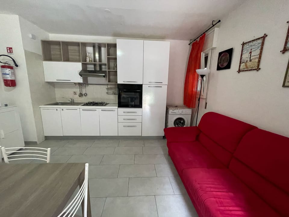 Apartment, 2 Bedrooms, Balcony, Garden View | Interior