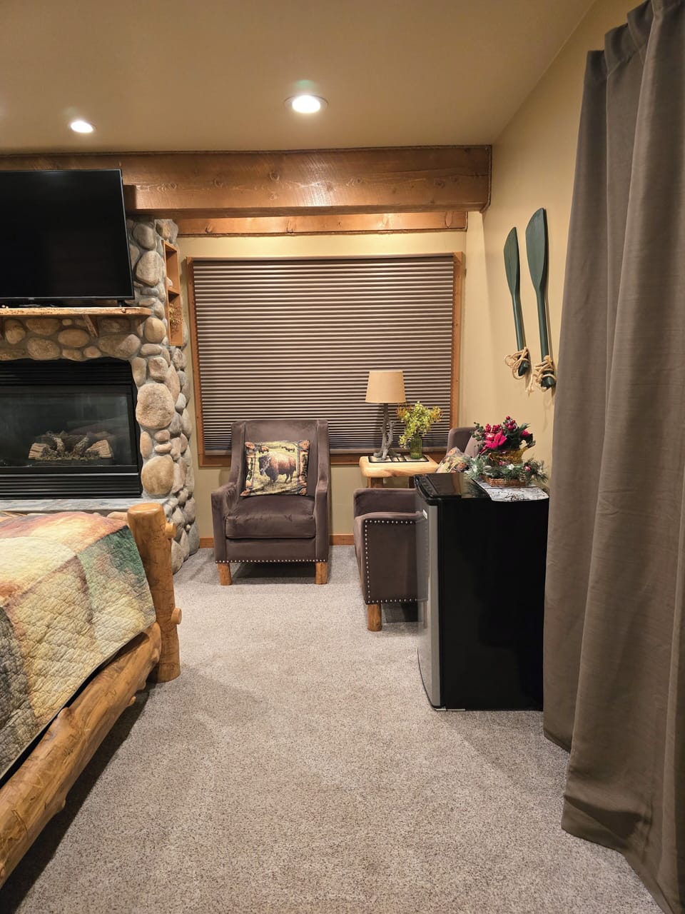 5. Mt. Oxford Room | Premium bedding, Tempur-Pedic beds, individually decorated