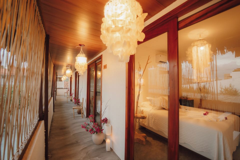 Charm Suite | Premium bedding, minibar, individually decorated, individually furnished