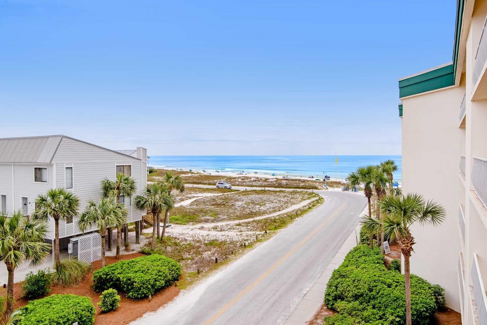 Beach/ocean view