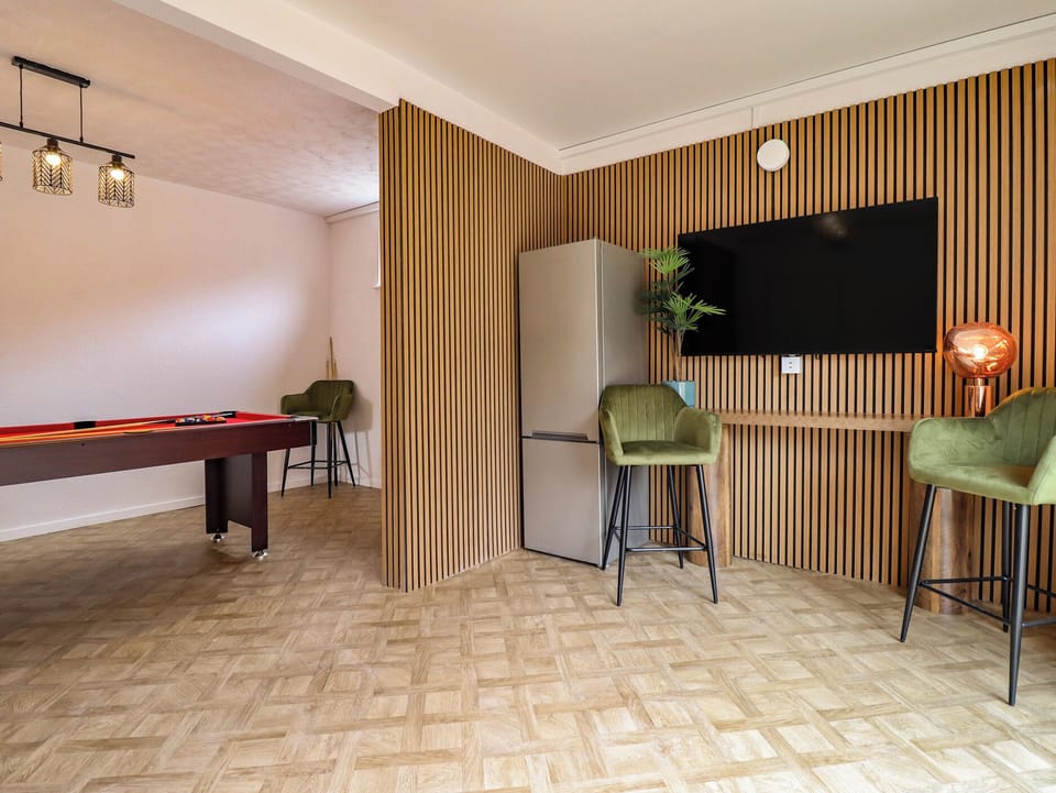 Cottage | Interior