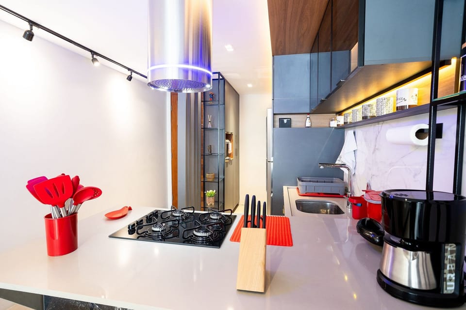 Cookware/dishes/utensils