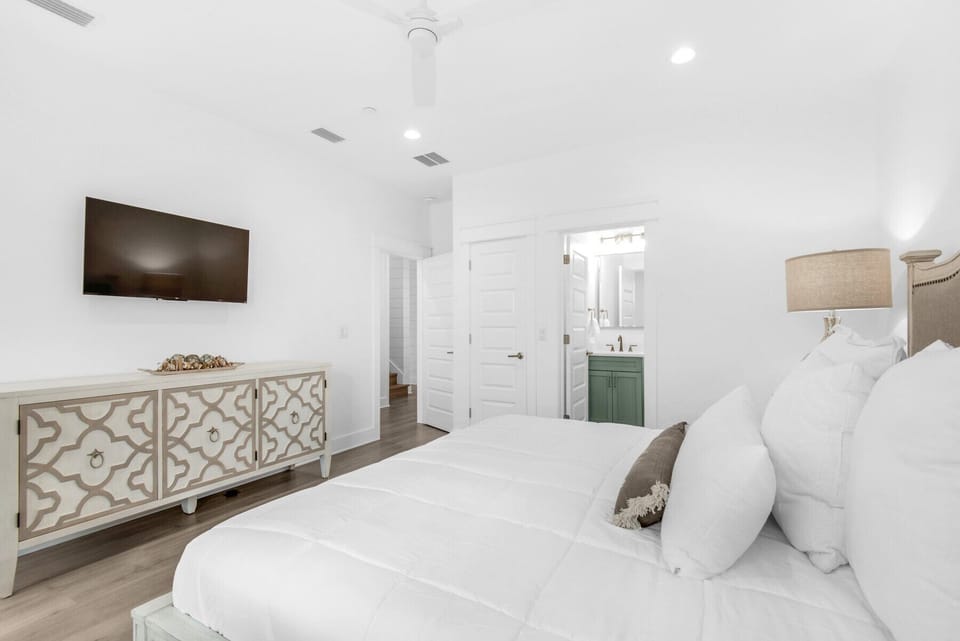 Bedroom 5, pic 2, 2nd floor.  King suite with private bath and 43” TV.