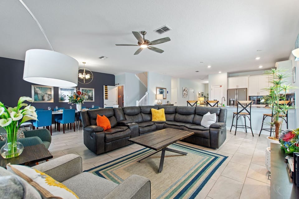 Communal lounge / TV room,Living Room