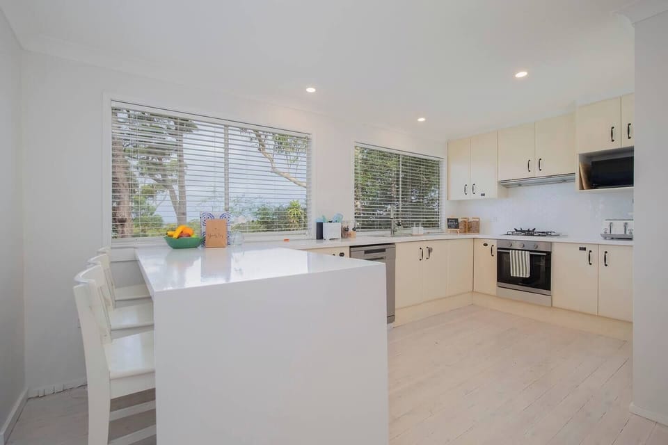 Cook with ease using the oven, stovetop, microwave, dishwasher and full-sized fridge, with all essential cookware and utensils ready for family meals.