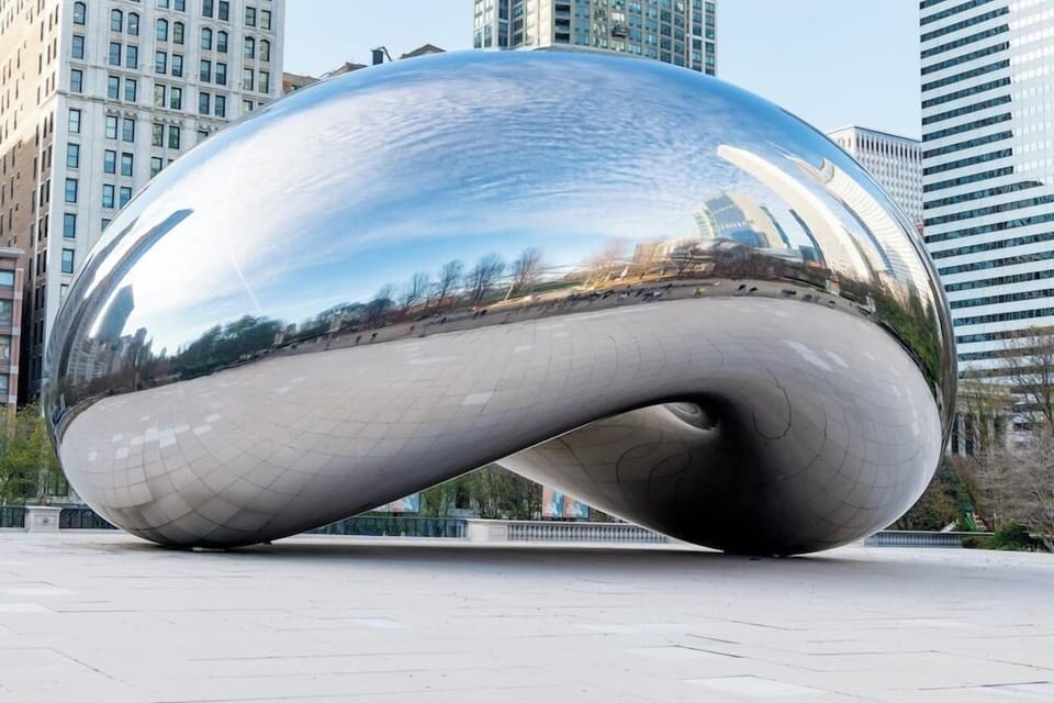 Cloud Gate at Millennium Park in the heart of downtown Chicago