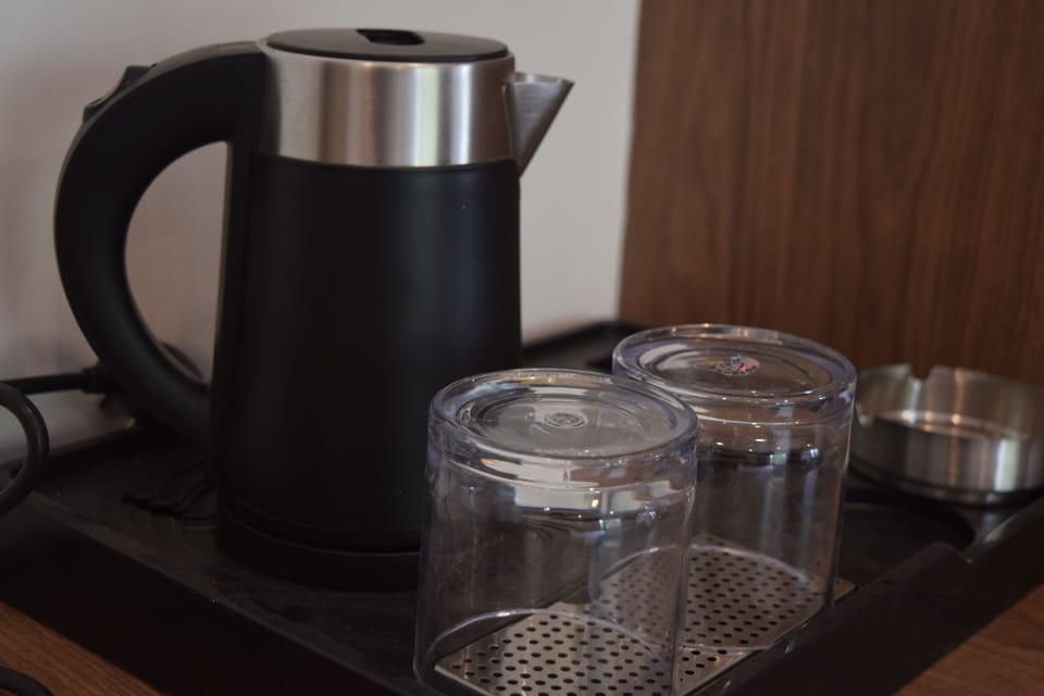 Deluxe Double Room | Coffee and/or coffee maker