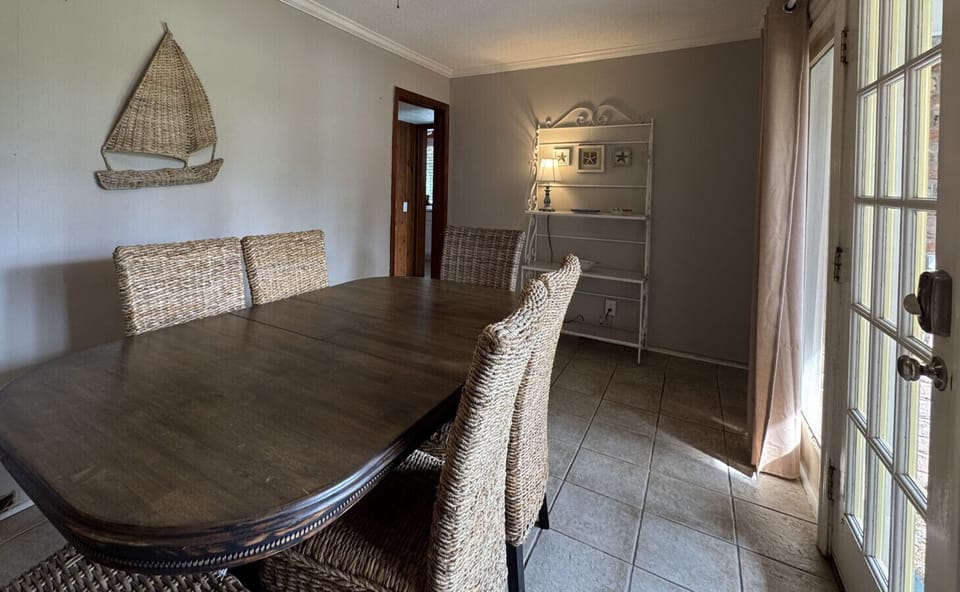 The FIsh Cottage -  spacious dining room seats 6.