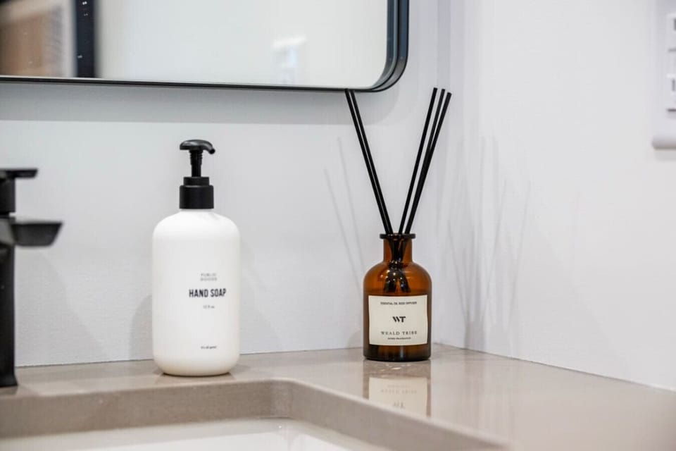 Bathroom amenities