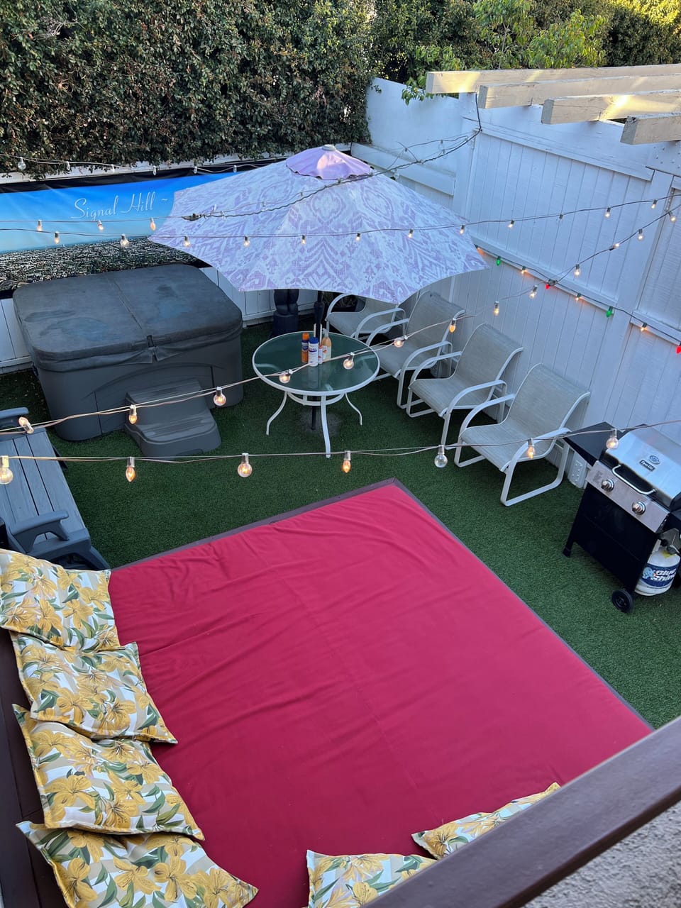 Day bed and jacuzzi