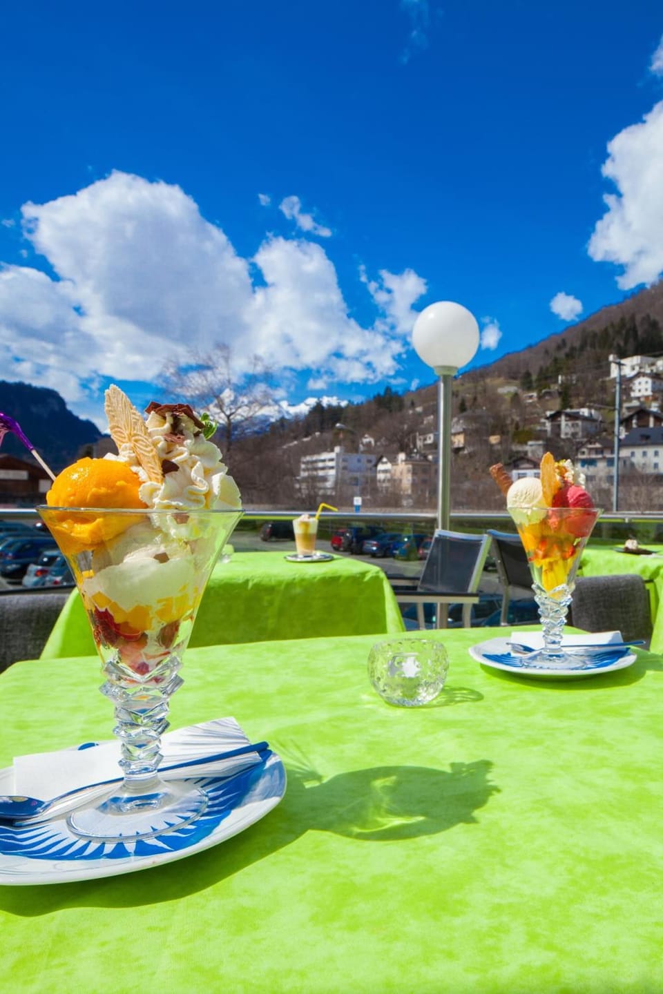 Lunch and dinner served, Regional cuisine