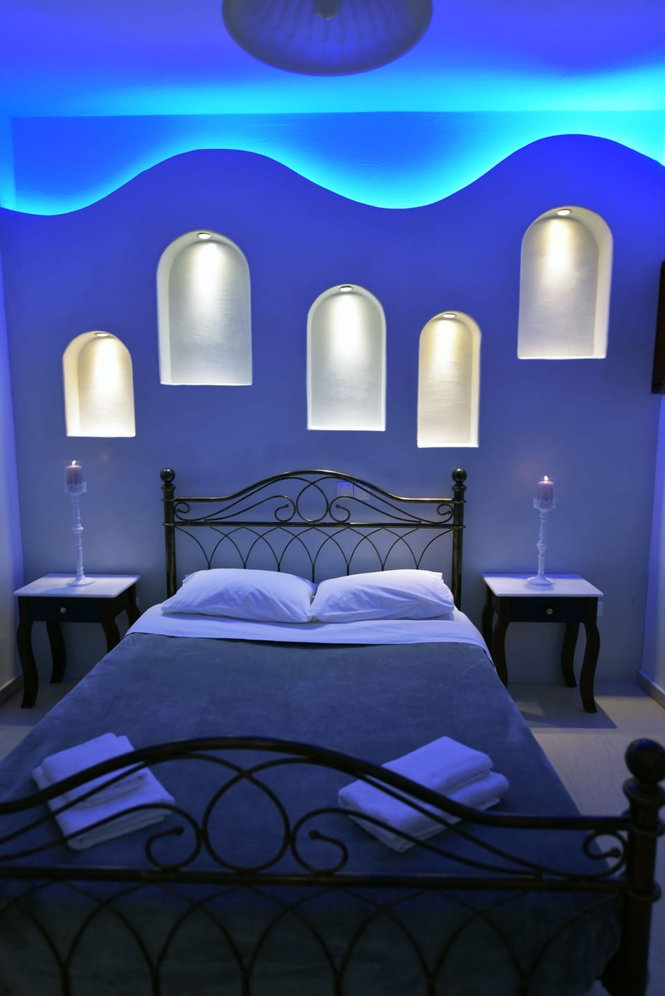 Comfort Apartment, 1 Bedroom, Sea Facing | In-room safe, iron/ironing board, free WiFi