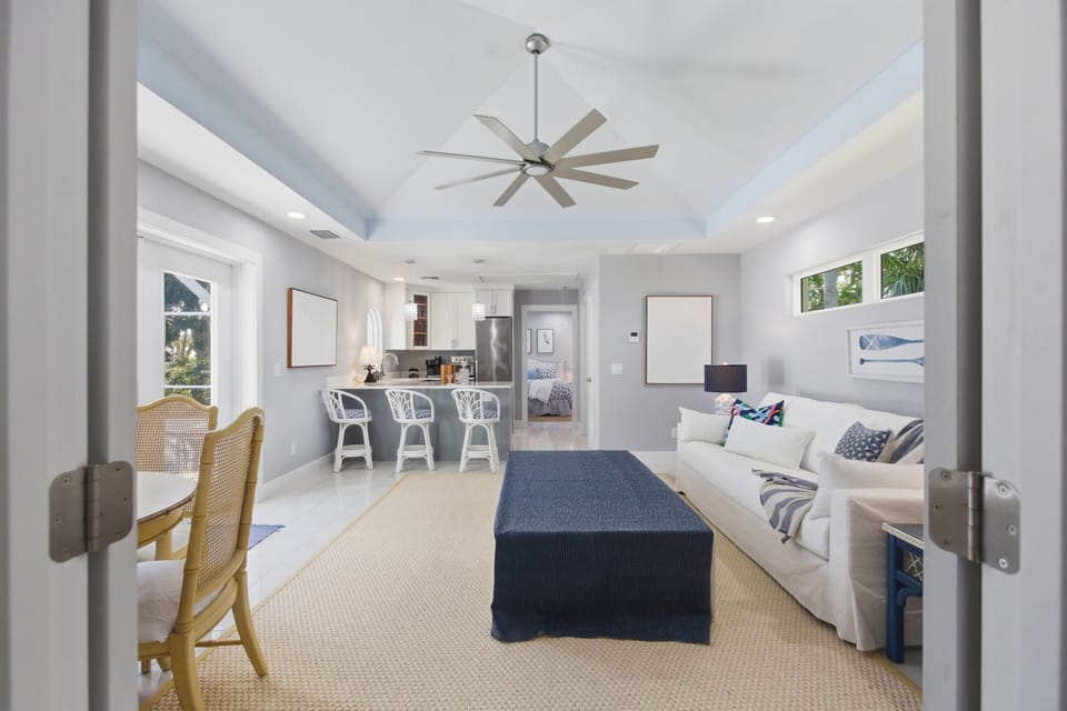 Casita living room, kitchen and dining area