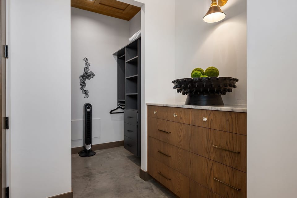 King Suite Walk-In Closet